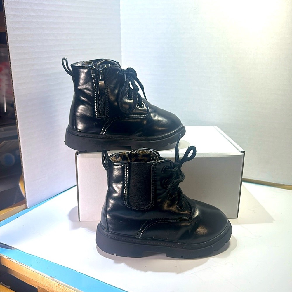 Comfy kids Girls Black Fall Winter Lace Up Zipper Combat Ankle Boots sz 26